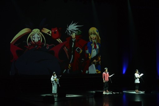 画像ギャラリー No.003のサムネイル画像 / 新作「BLAZBLUE CENTRALFICTION」が発表された「ぶるふぇす2015 あるてぃめっと☆さま〜！」レポート。新キャラ2体を加えて描かれる物語の終着点