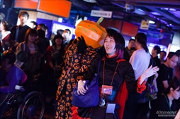画像ギャラリー No.042のサムネイル画像 / アークシステムワークス「HALLOWEEN PARTY」が今年も開催。森Pも駆けつけ，大いに盛り上がった「BLAZBLUE DAY」フォトレポート