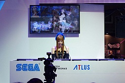画像ギャラリー No.010のサムネイル画像 / ［TGS 2015］「オーディンスフィア レイヴスラシル」のステージをレポート。イソッチさんとマフィア梶田氏が出張MCを担当し，コスプレ占い師の渚さんも登場