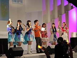 画像ギャラリー No.004のサムネイル画像 / ［TGS 2015］「アイドルマスター マストソングス」の発売が2015年12月10日に決定。そのほかいろいろ新情報満載だったライブステージの模様をレポート