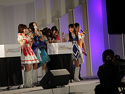 画像ギャラリー No.023のサムネイル画像 / ［TGS 2015］「アイドルマスター マストソングス」の発売が2015年12月10日に決定。そのほかいろいろ新情報満載だったライブステージの模様をレポート