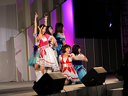 画像ギャラリー No.034のサムネイル画像 / ［TGS 2015］「アイドルマスター マストソングス」の発売が2015年12月10日に決定。そのほかいろいろ新情報満載だったライブステージの模様をレポート