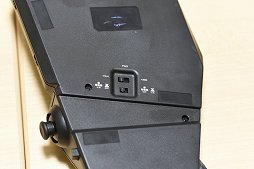 画像ギャラリー No.014のサムネイル画像 / HORI，「タクティカルアサルトコマンダー」シリーズの新製品3種を10月20日に発売。“半分に切ったゲームパッド”など特徴的な操作のデバイスが登場
