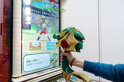 画像ギャラリー No.007のサムネイル画像 / 「ドラゴンクエスト モンスターバトルスキャナー」のロケテスト版をプレイ。「ドラゴンスキャナー」でカードをスキャンする操作が新鮮だ