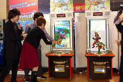 画像ギャラリー No.011のサムネイル画像 / 「ドラゴンクエスト モンスターバトルスキャナー」のロケテストがスタート。声優陣も登場したオープニングセレモニーをレポート