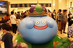 画像ギャラリー No.015のサムネイル画像 / 「DQX」PS4版/Switch版の発売日やβテストの応募開始などが告知された「ドラゴンクエストX TV出張版 in 大阪」とイベント会場の様子をレポート