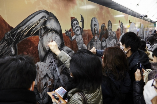 画像ギャラリー No.004のサムネイル画像 / 巨人が東京・大阪に再襲来。「進撃の巨人」東西同時の奪還作戦が2月20日スタート