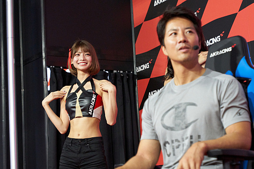 画像ギャラリー No.010のサムネイル画像 / ［TGS 2019］AKRacingブースステージレポート：ケイン・コスギの“筋肉”講座“は裏切らない”！