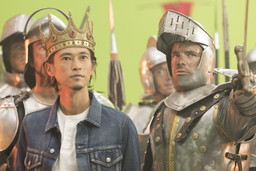 画像ギャラリー No.008のサムネイル画像 / 窪塚洋介氏が主演の「クラッシュ オブ キングス」TVCM，8月24日から放映