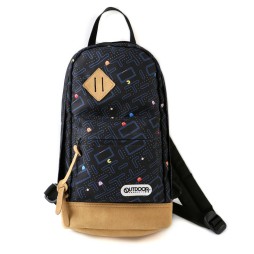 画像ギャラリー No.002のサムネイル画像 / 「PAC-MAN」とOUTDOOR PRODUCTSのコラボバッグが登場。予約受付中