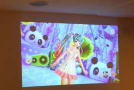 画像ギャラリー No.012のサムネイル画像 / ミクナノーさんと林Pがコラボメニューを試食。「初音ミク -Project DIVA- X HD」×「スイーツパラダイス」コラボカフェレポート