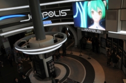 画像ギャラリー No.001のサムネイル画像 / 「初音ミク -Project DIVA- X」と東京ジョイポリスのコラボイベント「初音ミク -DAIBA de DIVA-」が開催中。初日の模様とコラボ内容を紹介