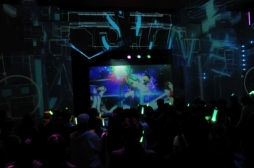 画像ギャラリー No.007のサムネイル画像 / 「初音ミク -Project DIVA- X」と東京ジョイポリスのコラボイベント「初音ミク -DAIBA de DIVA-」が開催中。初日の模様とコラボ内容を紹介