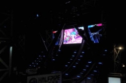 画像ギャラリー No.011のサムネイル画像 / 「初音ミク -Project DIVA- X」と東京ジョイポリスのコラボイベント「初音ミク -DAIBA de DIVA-」が開催中。初日の模様とコラボ内容を紹介