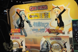 画像ギャラリー No.054のサムネイル画像 / 「初音ミク -Project DIVA- X」と東京ジョイポリスのコラボイベント「初音ミク -DAIBA de DIVA-」が開催中。初日の模様とコラボ内容を紹介