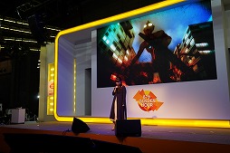 画像ギャラリー No.009のサムネイル画像 / ［TGS 2017］「巨影都市」ベリアルや3式機龍などが登場する第2弾PVも公開されたステージイベントをレポート。明坂聡美さんがソルジャーレギオンの襲撃に絶叫