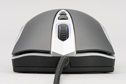 画像ギャラリー No.008のサムネイル画像 / 「EDGE 101」レビュー前編。HORI初のPCゲーマー向けマウス，その外観と握りやすさをチェックする