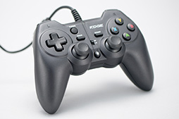 画像ギャラリー No.003のサムネイル画像 / HORIのPC用ゲームパッド「EDGE 301」は，「Xbox 360 Controller」を置き換える新標準になれるか