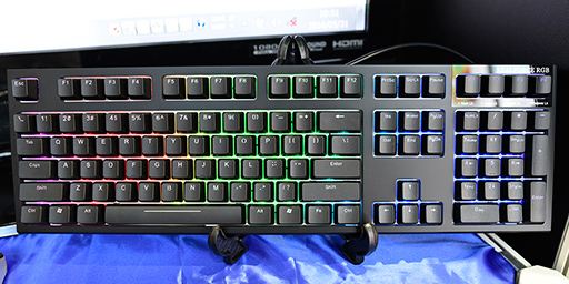 画像ギャラリー No.009のサムネイル画像 / ［COMPUTEX］東プレがゲーマー向けキーボード「REALFORCE RGB」を展示。キーごとのアクチュエーションポイント設定機能付きで年内にも発売予定