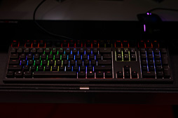 画像ギャラリー No.003のサムネイル画像 / ［TGS 2016］東プレ製ゲーマー向けキーボード「REALFORCE RGB」，その詳細が明らかに。「年内に税込約2万8000円前後で発売」もほぼ決定