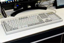 画像ギャラリー No.005のサムネイル画像 / ［TGS 2016］東プレのアナログ入力対応キーボードは，強烈なカスタマイズ機能を実装して11月に発売