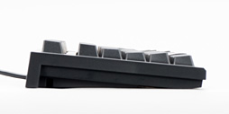 画像ギャラリー No.010のサムネイル画像 / 「REALFORCE RGB」レビュー。世界初,「キー入力がオンになる深さを変更できる機能」付きのゲーマー向け静電容量式キーボードは買いなのか