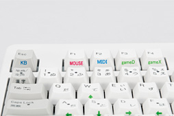 画像ギャラリー No.004のサムネイル画像 / アナログ入力対応キーボード「REALFORCE108UH-ANLG」の新ファームウェア適用版レビュー。ゲームパッドモードにおける使い勝手の向上を確認する