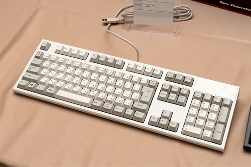 画像ギャラリー No.004のサムネイル画像 / 東プレ，16年ぶりのREALFORCE第2世代モデルを発表。アクチュエーションポイント変更機能対応モデルや静音モデルなど，バラエティに富む