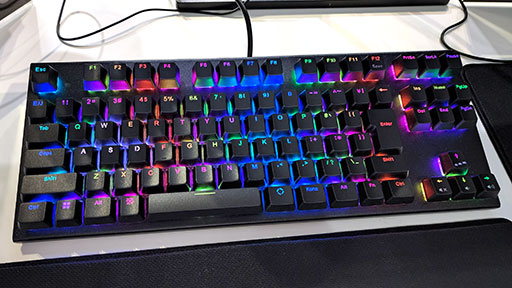 画像ギャラリー No.002のサムネイル画像 / ［TGS2022］東プレがゲーマー向け新型REALFORCEキーボードを披露。伝統の静電容量無接点式スイッチにフローティングデザインを組み合わせる