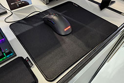 画像ギャラリー No.012のサムネイル画像 / ［TGS2022］東プレがゲーマー向け新型REALFORCEキーボードを披露。伝統の静電容量無接点式スイッチにフローティングデザインを組み合わせる
