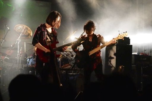 画像ギャラリー No.013のサムネイル画像 / 重低音サウンドが観客を大熱狂させた「Rock on 2Night GUILTY GEAR LIVE 2016」レポート。東京会場の模様を写真多めでお届け