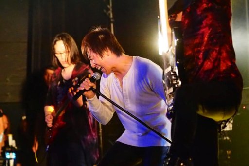 画像ギャラリー No.015のサムネイル画像 / 重低音サウンドが観客を大熱狂させた「Rock on 2Night GUILTY GEAR LIVE 2016」レポート。東京会場の模様を写真多めでお届け