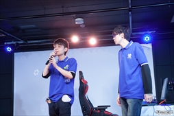 画像ギャラリー No.036のサムネイル画像 / 「BBCF」と「GGXrdR」のトッププレイヤーが集結した「ARC SYSTEM WORKS Fighting Game Award 2016」。イベントの模様をフォトレポートで紹介