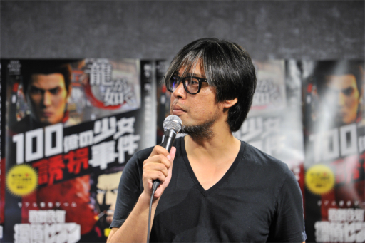 画像ギャラリー No.030のサムネイル画像 / 「龍が如く」のリアル捜査ゲーム「100億の少女誘拐事件」記者発表会&体験ツアーをレポート。桐生一馬とともに歌舞伎町を探索しよう