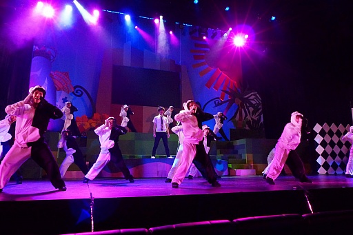 画像ギャラリー No.025のサムネイル画像 / 舞台公演「スーパーダンガンロンパ2 THE STAGE〜さよなら絶望学園〜」のゲネプロをレポート。原作に忠実なキャラクターや演出,そしてモノクマのハジけぶりを大いに楽しもう