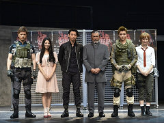 「BIOHAZARD THE STAGE」の舞台挨拶＆ゲネプロをレポート。非常勤講師として教壇に立つレベッカの姿に注目