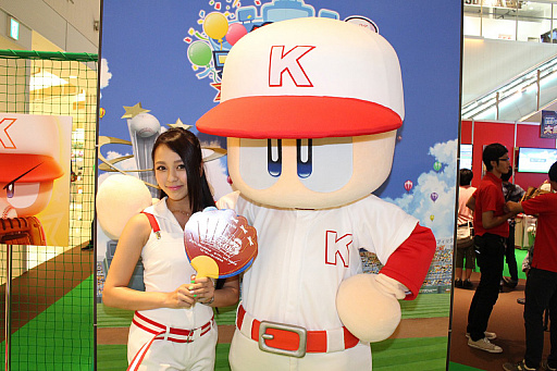 画像ギャラリー No.007のサムネイル画像 / KONAMI「パワプロフェスティバル2016」の東京大会が開幕。プロ野球OBによるエキシビションマッチも行われた初日の模様をレポート