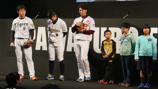 画像ギャラリー No.033のサムネイル画像 / 「パワプロ」のNo.1プレイヤーが決定。大谷翔平選手や川﨑宗則選手らプロ野球選手も登壇した「パワプロフェスティバル2016」決勝大会をレポート