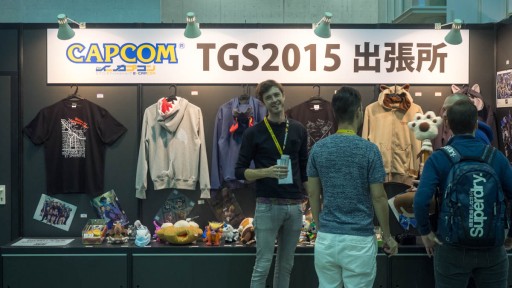 画像ギャラリー No.004のサムネイル画像 / ［TGS 2015］カナイセイジ氏の最新作はまさかのストリートファイターコラボ。カプコン物販ブースで先行発売されていたカードゲーム“ライバルズ”をさっそく遊んでみた