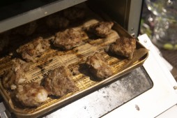 画像ギャラリー No.009のサムネイル画像 / D&D公式料理本「ヒーローズ・フィースト」,実食レポート。中世料理専門家の監修でお贈りする,お手軽ファンタジー飯