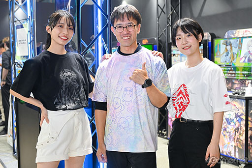 画像ギャラリー No.014のサムネイル画像 / ケムコブースで狼じじい（のうちわ）をゲット。「レイジングループ」特別展示や試遊タイトル，ノベルティを紹介［TGS2024］
