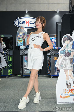画像ギャラリー No.017のサムネイル画像 / ケムコブースで狼じじい（のうちわ）をゲット。「レイジングループ」特別展示や試遊タイトル，ノベルティを紹介［TGS2024］
