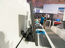 画像ギャラリー No.013のサムネイル画像 / ［COMPUTEX］DellからRyzen搭載のゲーマー向けデスクトップPCや液晶パネル一体型PCが登場。国内発売の予定もあり