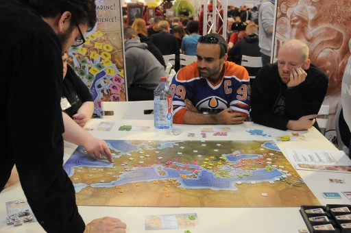 画像ギャラリー No.003のサムネイル画像 / ［SPIEL’15］総重量10kg越えの超大作「MEGA CIVILIZATION」はいかにして生み出されたのか。ゲームデザイナーに聞く，その狙いと手応え