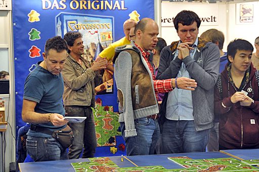 画像ギャラリー No.013のサムネイル画像 / 第11回「カルカソンヌ」世界選手権大会がSPIEL会場で開催。前回王者の優勝なるか。あるいはロシア初の優勝者が出るか。そして，日本人プレイヤーの成績は？