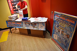 画像ギャラリー No.011のサムネイル画像 / 池袋駅西口に「タイトーステーション」の新店舗が登場。植田佳奈さん,金元寿子さんも駆けつけたオープン記念イベントをレポート