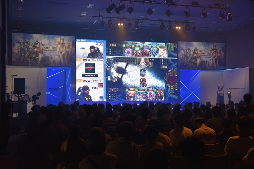 画像ギャラリー No.011のサムネイル画像 / シャドバの国内大会「RAGE Shadowverse 2023 Summer」GRAND FINALSレポート。津島の塩選手が悲願の初優勝
