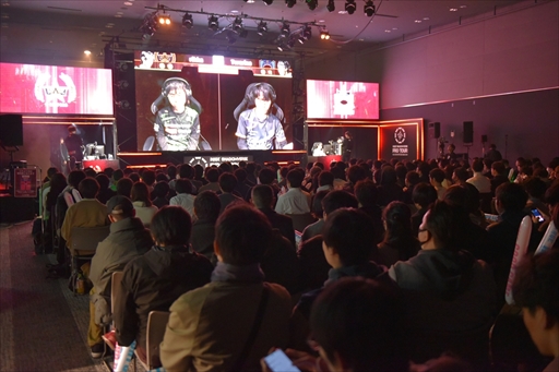 画像ギャラリー No.014のサムネイル画像 / AXIZが「Shadowverse」プロツアー年間王者の座に輝く。「RAGE SHADOWVERSE PRO TOUR CHAMPIONSHIP 23-24」レポート