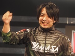 ［闘会議2018］「鉄拳7」公式大会優勝はノビ選手。プロライセンス所持者4名で争われた戦いを制し，賞金200万円を獲得