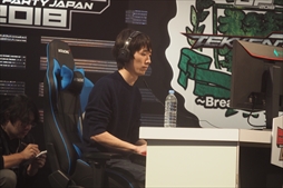 画像ギャラリー No.010のサムネイル画像 / ［闘会議2018］「鉄拳7」公式大会優勝はノビ選手。プロライセンス所持者4名で争われた戦いを制し，賞金200万円を獲得